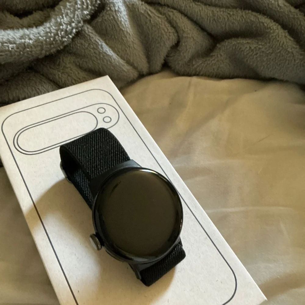 Google Pixel 9 pro with Google pixel watch 2